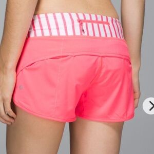 Lululemon Run: Speed Short
Flash Light /Yachtie Stripe Printed White Flash Light